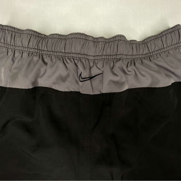 Nike Shorts Black Grey Swim Trunks Lined Pocket Swoosh Swimsuit - Picture 5 of 8